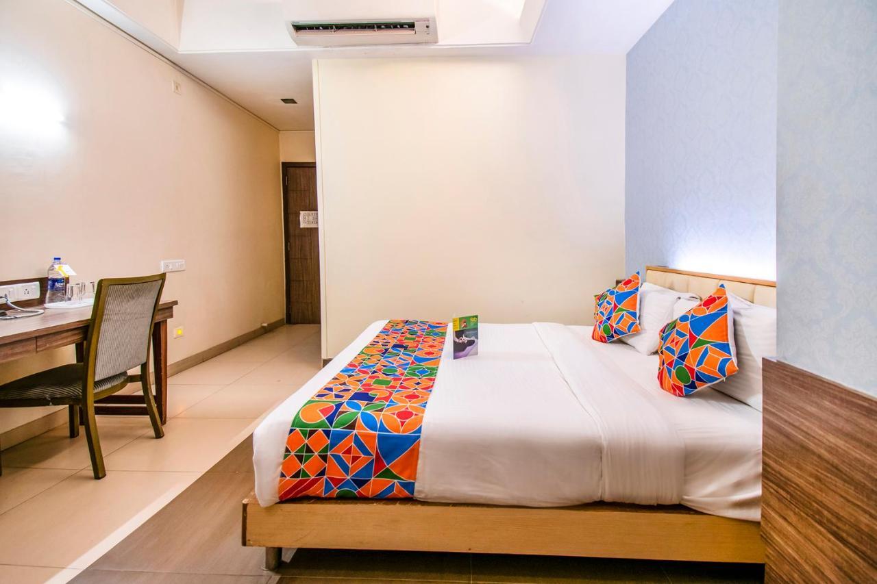 Hotel Sadanand Regency Pimpri-Chinchwad Экстерьер фото