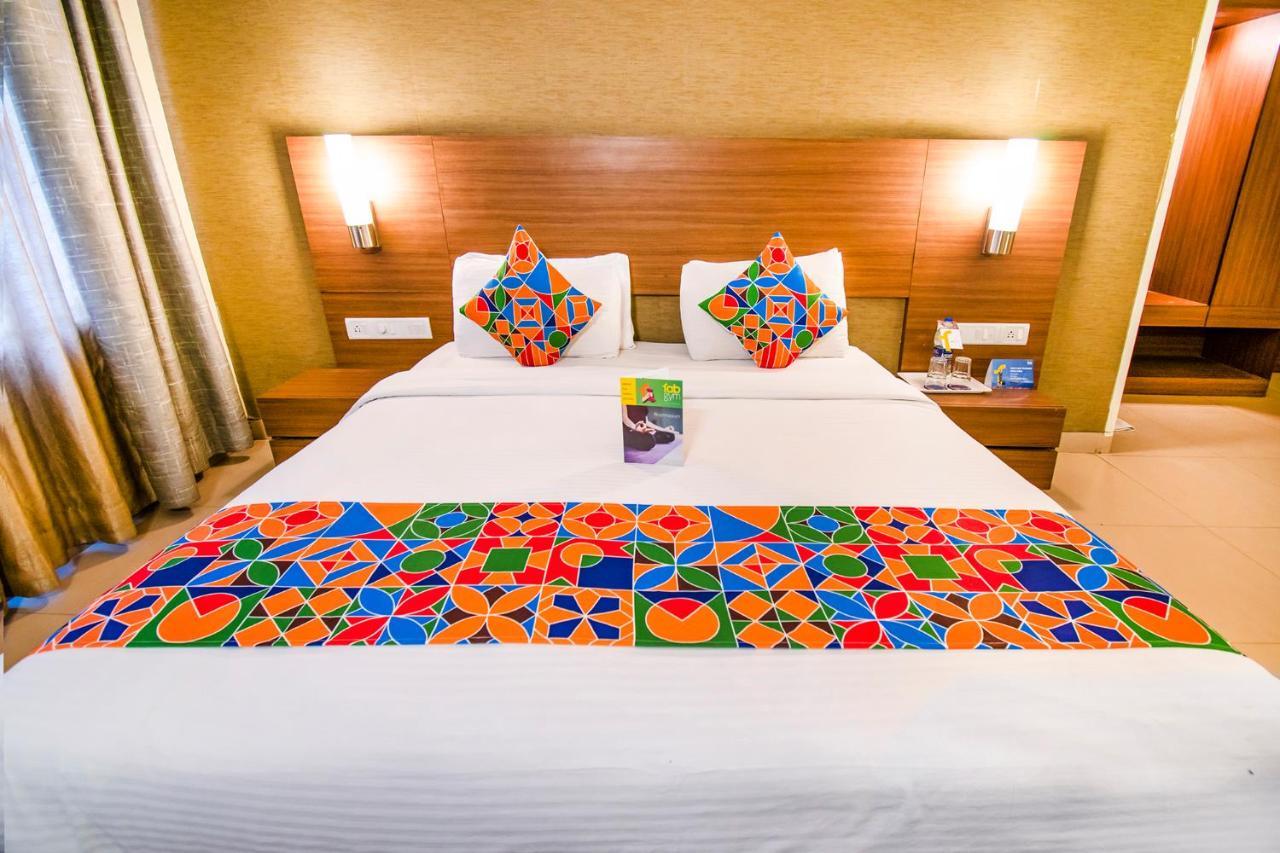 Hotel Sadanand Regency Pimpri-Chinchwad Экстерьер фото